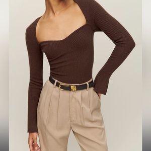 Reformation cashmere sweater! Size medium, gently worn
